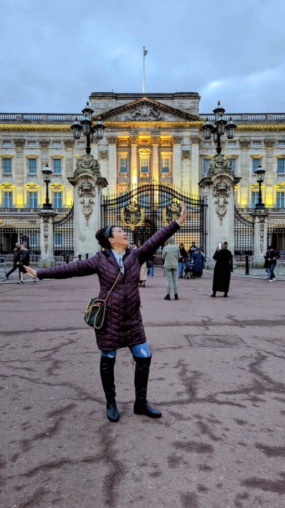 buckingham palace london uk