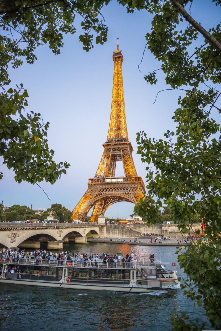 eiffel tower, paris, france-1116217.jpg