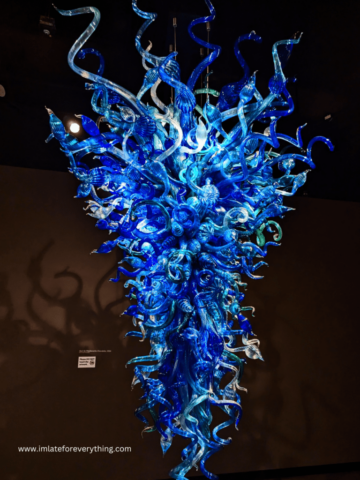 Dale Chihuly's Azul de Medianoche Chandelier Glass Artwork