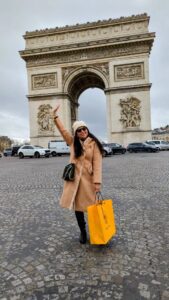 sheila at arc de triomphe paris france
