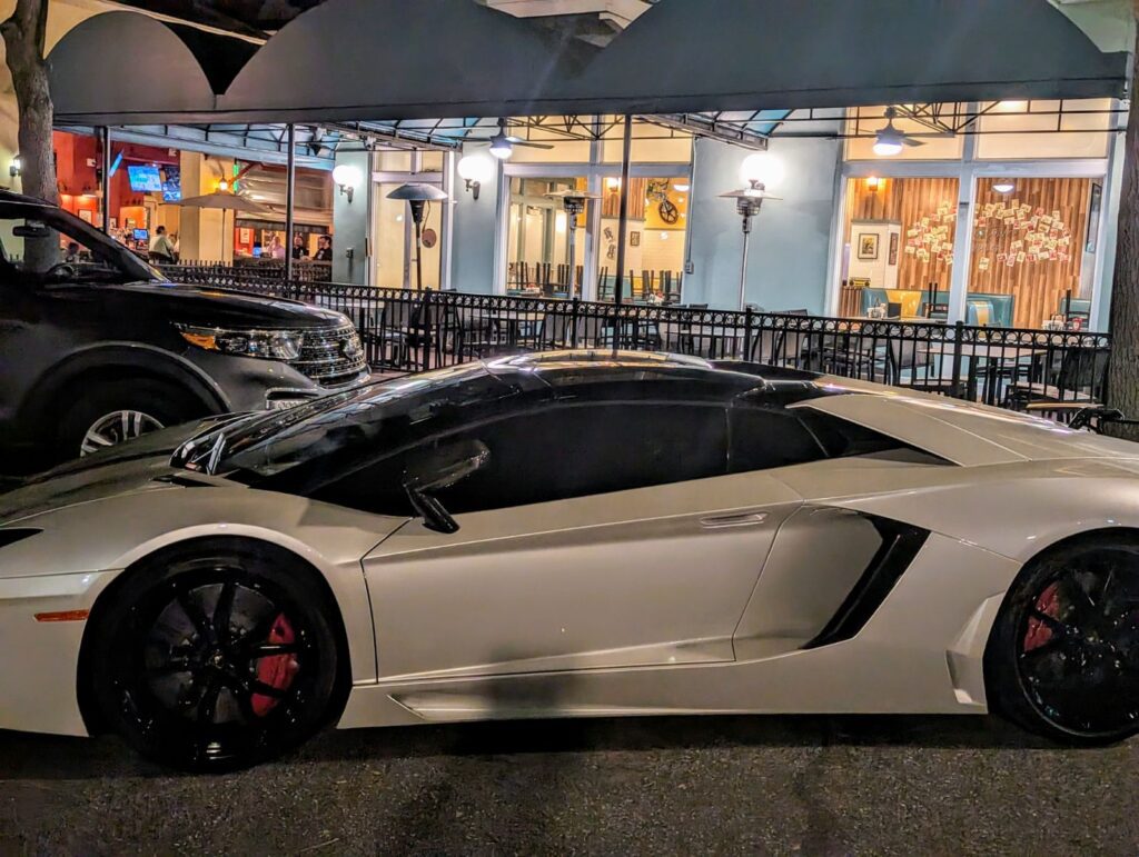 lamborghini aventador