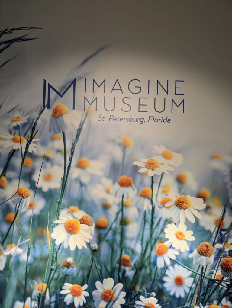 Imagine Museum: Contemporary Glass Art