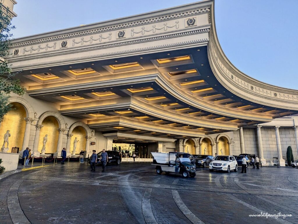 caesars palace main entrance