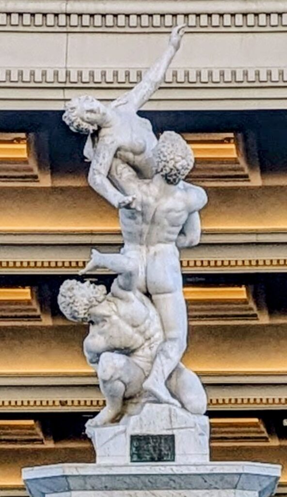 the rape of sabine  statue women at caesars palace las vegas