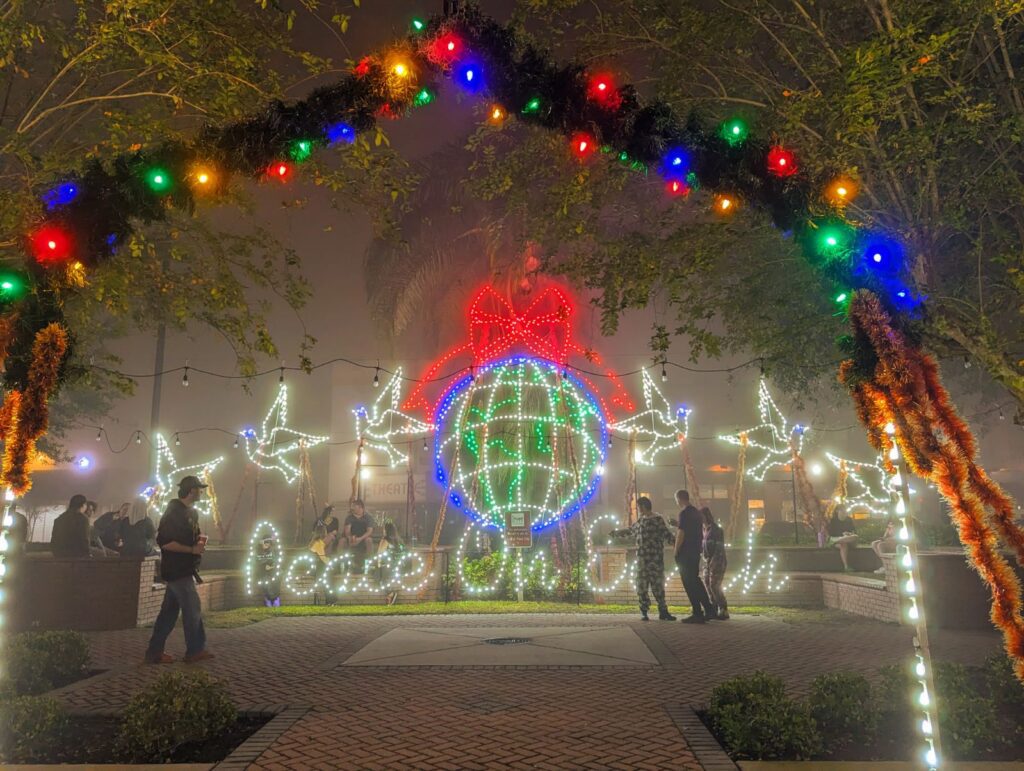 McCall park festive lights plant city