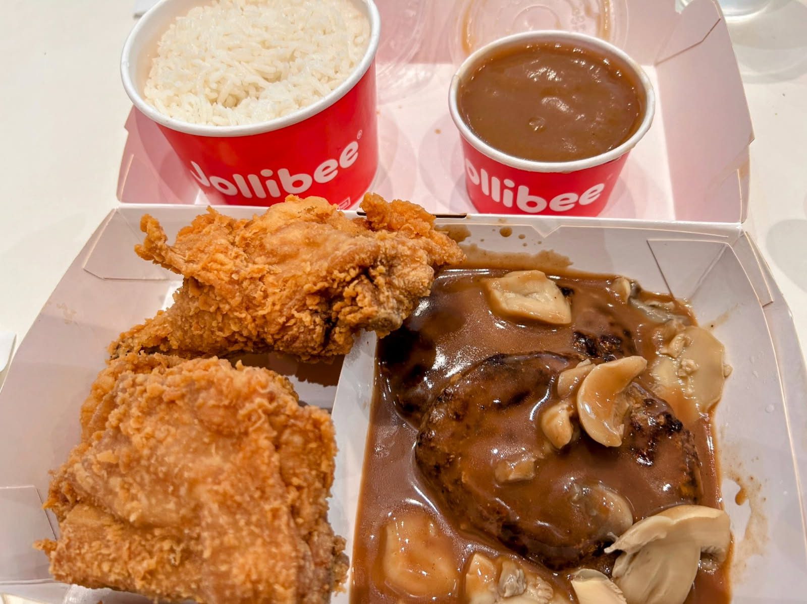 jollibee pinellas park chickenjoy